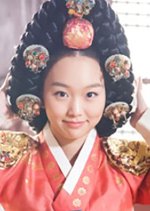 Queen So Heon [Past] | So Hyeon [Present]