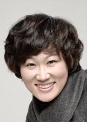 Yoon Boo Jin