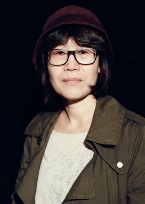 Shin Su Won in Light For the Youth Korean Movie(2020)