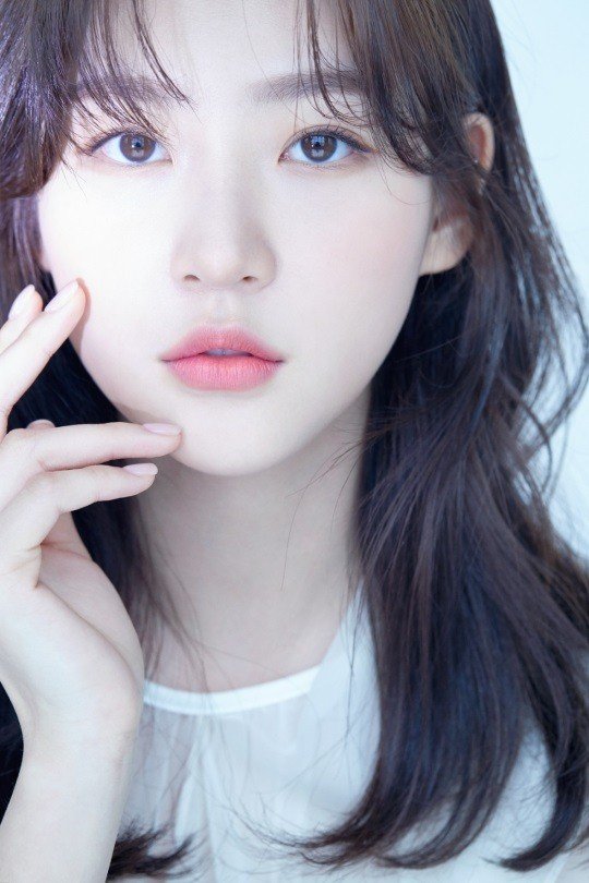 Kim sae ron