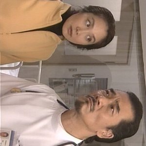Kyukyu Kyumei-shi Makita Saori: Kinkyu Shutsudo! Gou no Naka no Taju Dai Gekitotsu Jiko (2002)