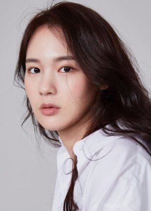 Kim Yoon Ah in Nineteen, Logout Korean Drama (2021)