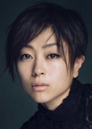 Utada Hikaru in Primeiro Amor Japanese Drama(2022)
