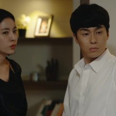 The Hand Korean Movie(2020) photo