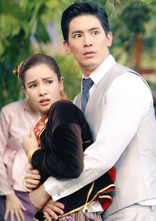 Bee and namfon thai lakorn drama.