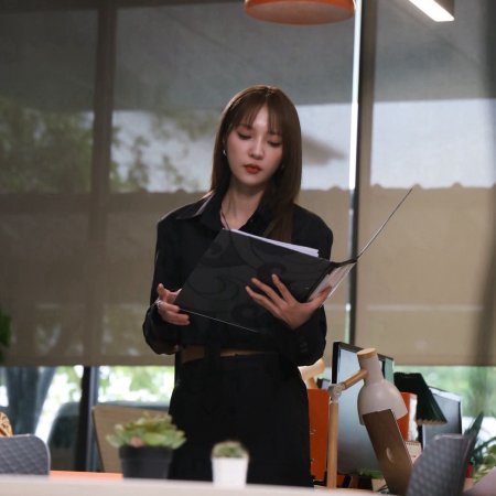 Enemies with Benefits ()