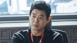 Sung Dong Il is Kong Hyo Jin's dependable supporter in 'A Bona Fide Killer'