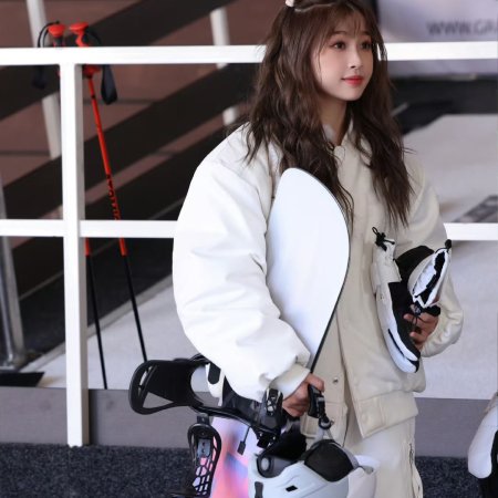 Let's Go Skiing (2022)