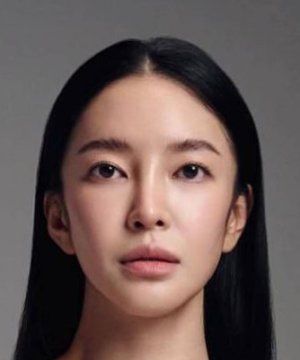 Yun Jee Christine Kim