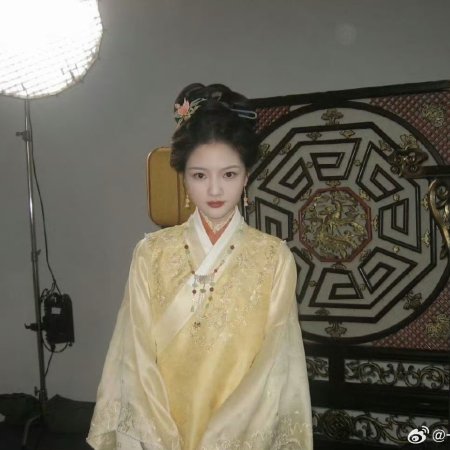 Liang Chen Mei Jin ()