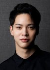 Matsumoto Akihira in Survive!: Shinu Kurai Nara Kigyo Shite Yaru Japanese Drama(2025)