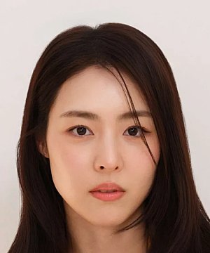 Yun Hee Lee
