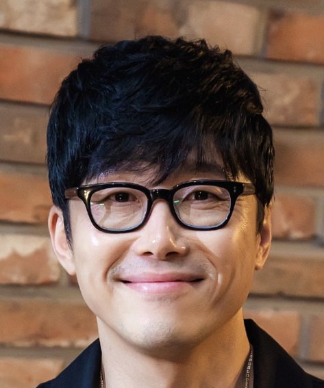 Hyeon Woo Son