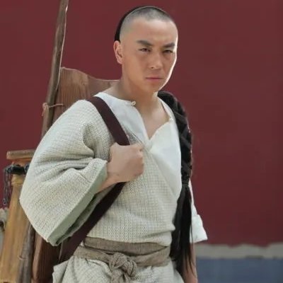 Zigu Yingxiong Chu Shaonian (2012)