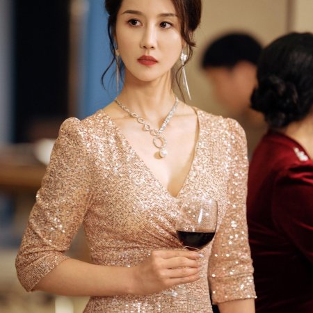 Xiao Shi De Ta Zhi Qian Jin Gui Lai (2024)