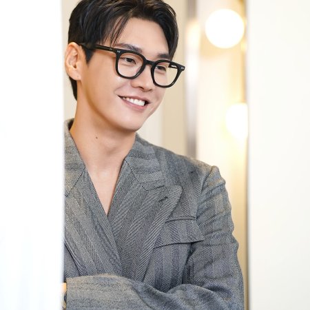 Walking on Thin Ice (2025)