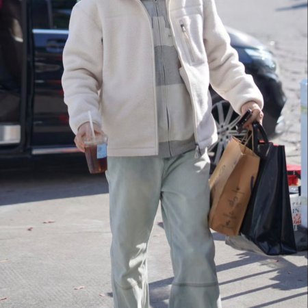 Tian Du Yi Wen Lu ()