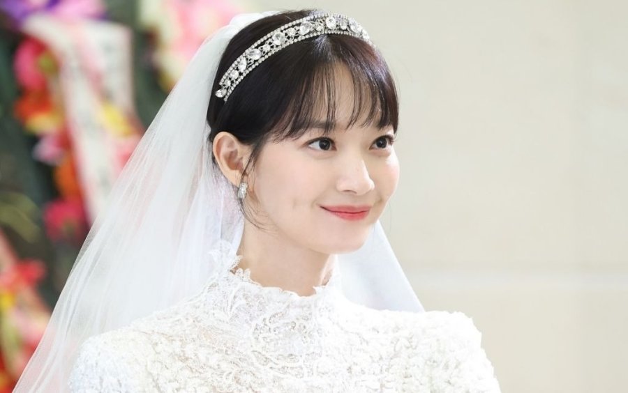 Shin Min Ah shares desired wedding dress style ahead of her December ...