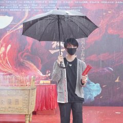 Huang Quan Zhi Xia Ta Ji Shi Wo Chinese Drama photo