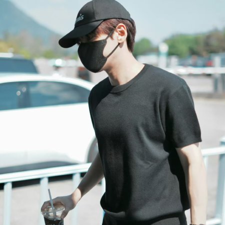 Tian Du Yi Wen Lu ()