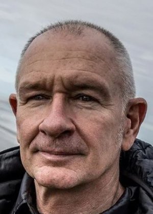 Pawel Edelman in Nastazja Japanese Movie