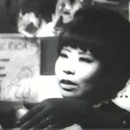 History of Postwar Japan as Told by a Bar Hostess (1970)