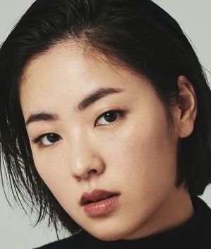 Jeon Yeo Bin (전여빈) - MyDramaList