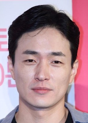 Lee Byung Hun in Unicorn Korean Drama(2022)