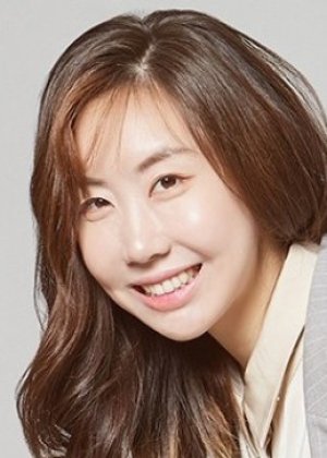 Cheon Ji Hye in Golden Spirit: Joseon Marriage Prohibition Korean Drama(2022)