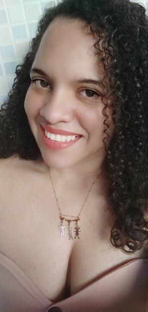 leandra Nogueira