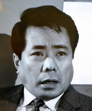 Yoshibumi Tajima