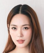 Jenny Chayissara Wattananawin