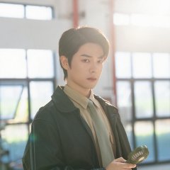 Shi Ba Sui Tai Nai Nai Jia Dao, Chong Zheng Jia Zu Rong Yao Season 2 Chinese Drama(2025) photo
