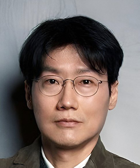 Dong Hyuk Hwang