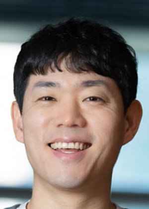 Lee U Hyeong in Honeymoon Tavern Korean TV Program