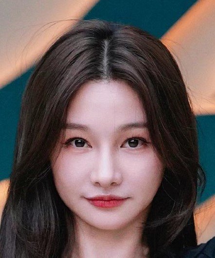 Yi Ying Han