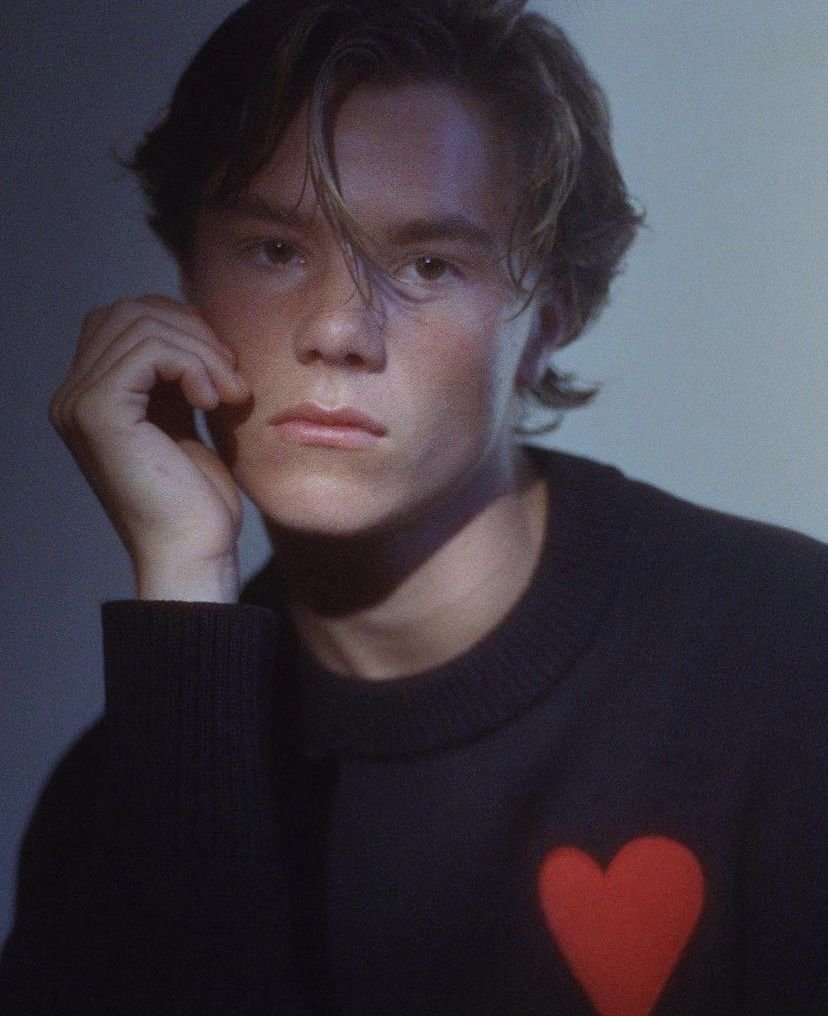 young royals2.jpg young royals2.jpg