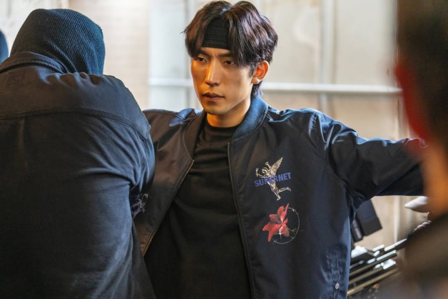 Woo Do-hwan Returns in Bloodhounds Season 2 | New Stills Dropped