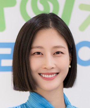 Hyun Yi Lee