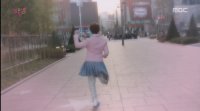 The way he moves his butt OMG AHAHHAHAHAHAHAHHAHAHAH

(KMHM)