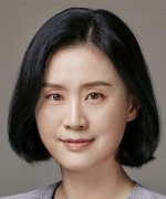 Jun Eun Mi