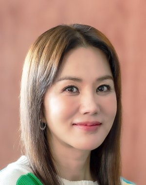Uhm Jung-Hwa