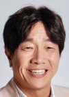 Park Chul Min di Inseparable Bros Film Korea (2019)