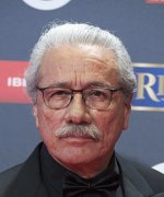 Edward James Olmos
