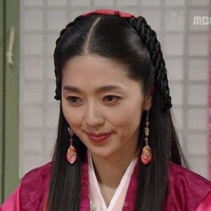Ji Eun Lee