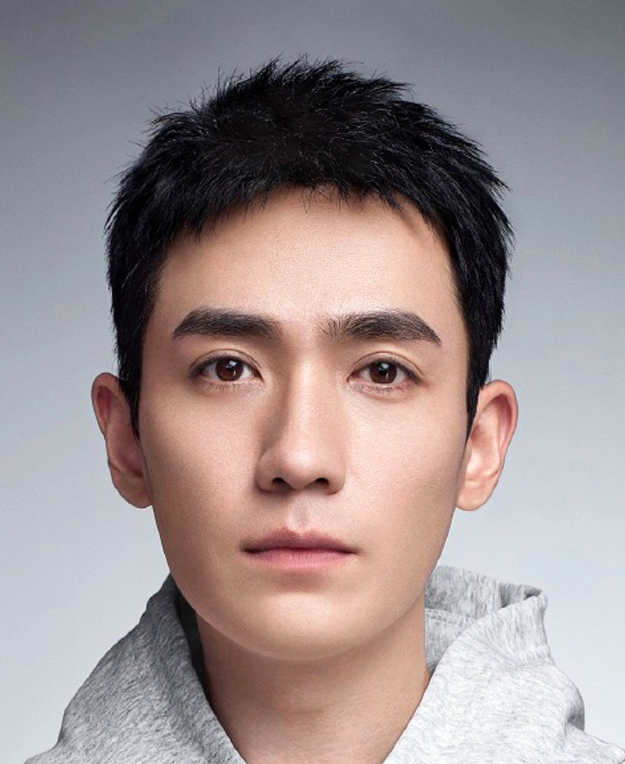 zhu-yi-long-mydramalist