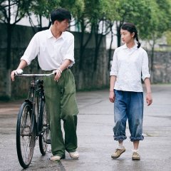 Under the Hawthorn Tree Chinese Movie photo