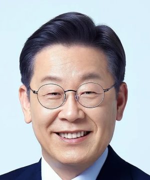 Jae Myung Lee