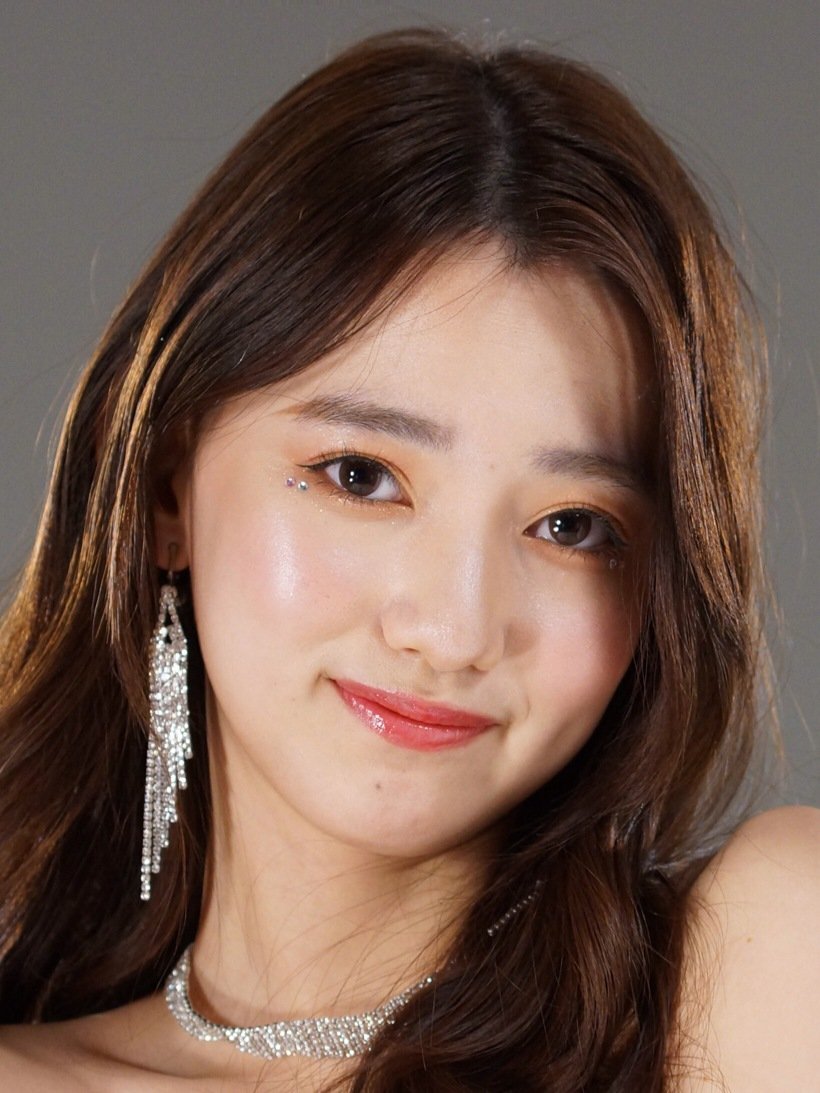 Kuroki Rena (黒木麗奈) - MyDramaList