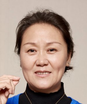 Ai Yue Zhang